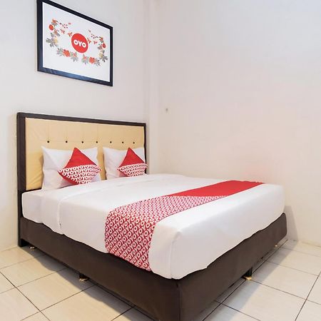 Oyo 622 Bakti Homestay Medan Eksteriør billede