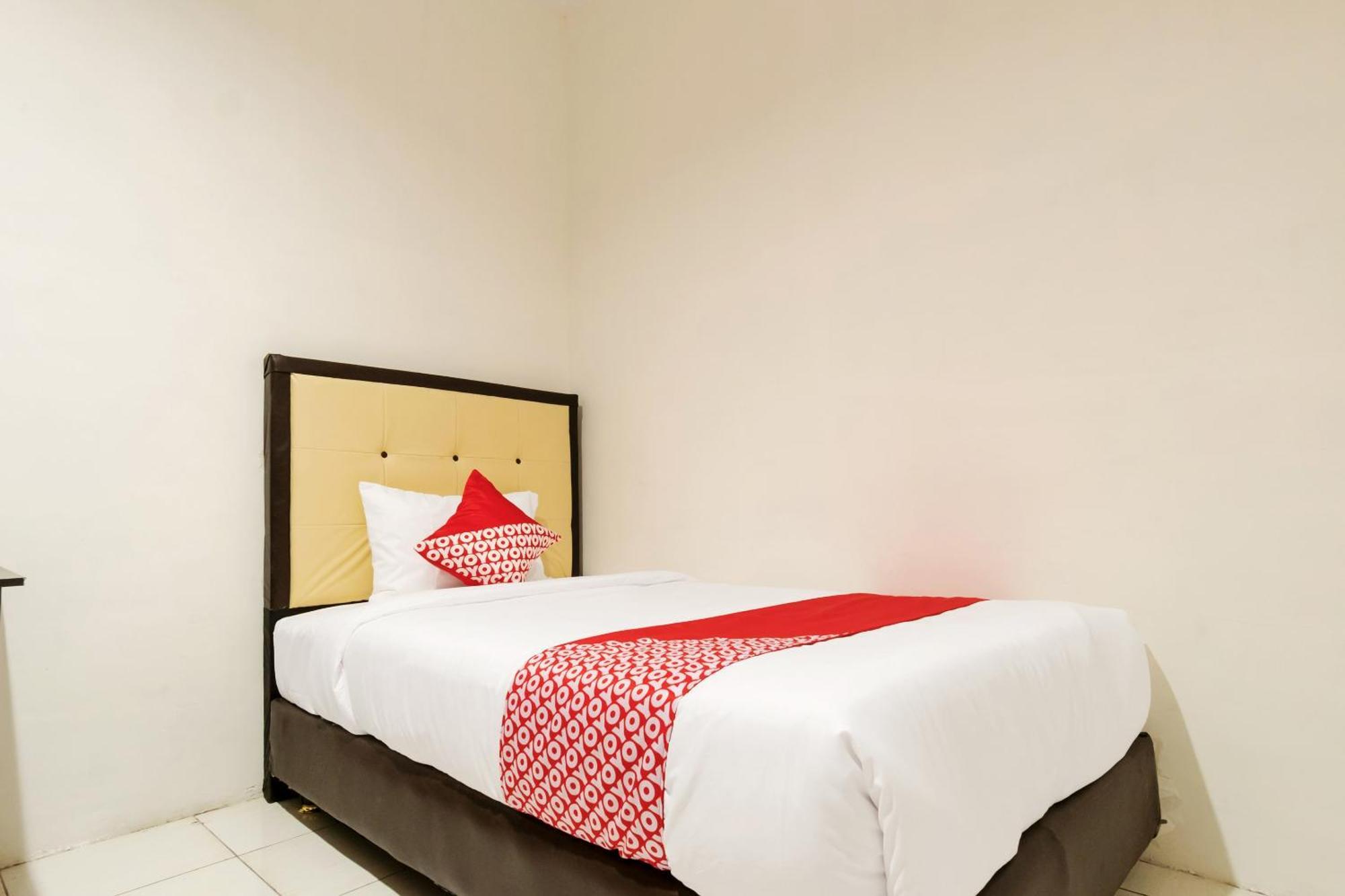 Oyo 622 Bakti Homestay Medan Eksteriør billede